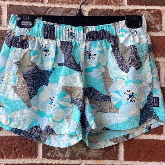 Patagonia Pants - Patagonia Barely Baggies - Small